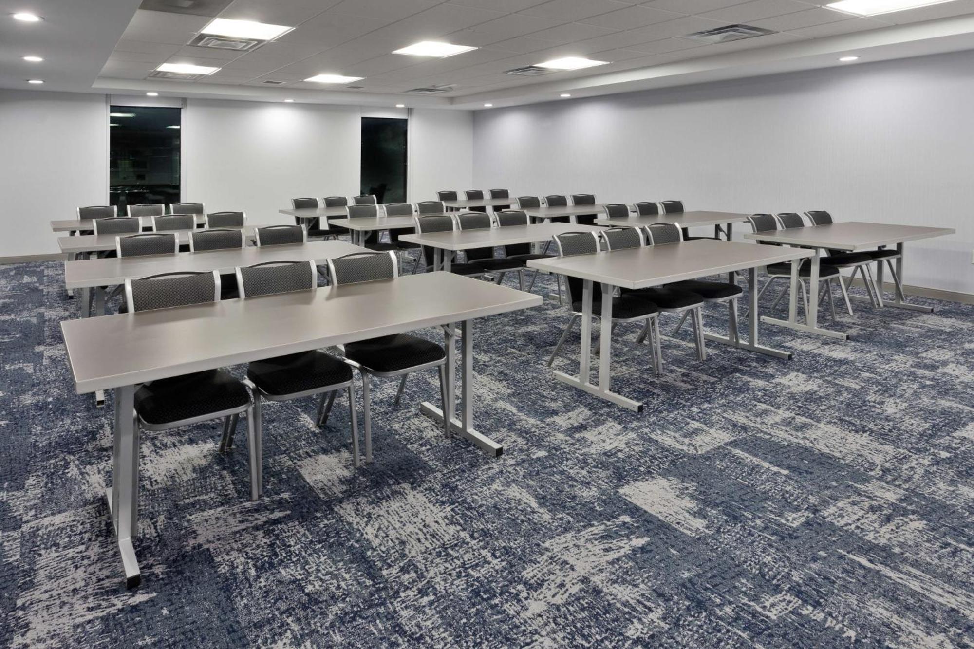 Home2 Suites By Hilton Columbus Exteriör bild